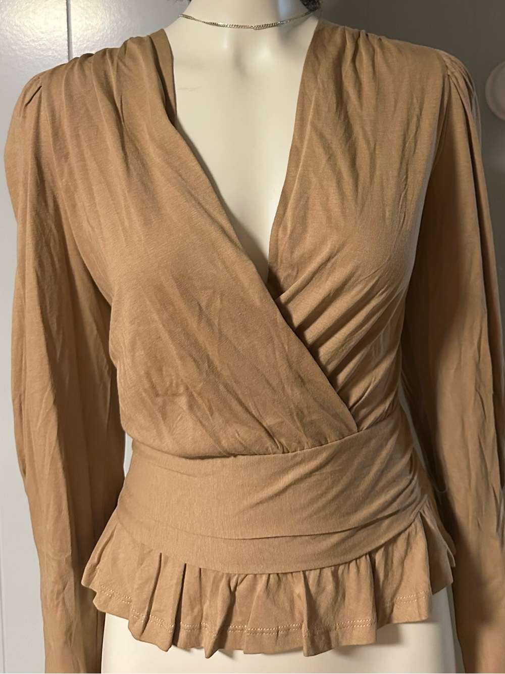 Banana Republic Camel Wrap Peplum Top Small | Long Sleeve V-Neck Ruffle Hem